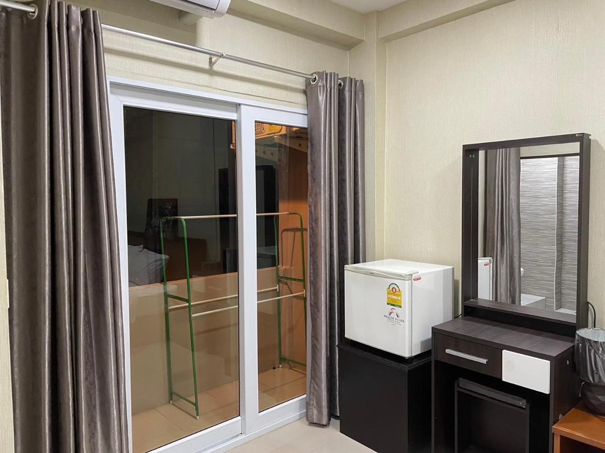 Hug Me Guesthouse Pattaya Exterior foto